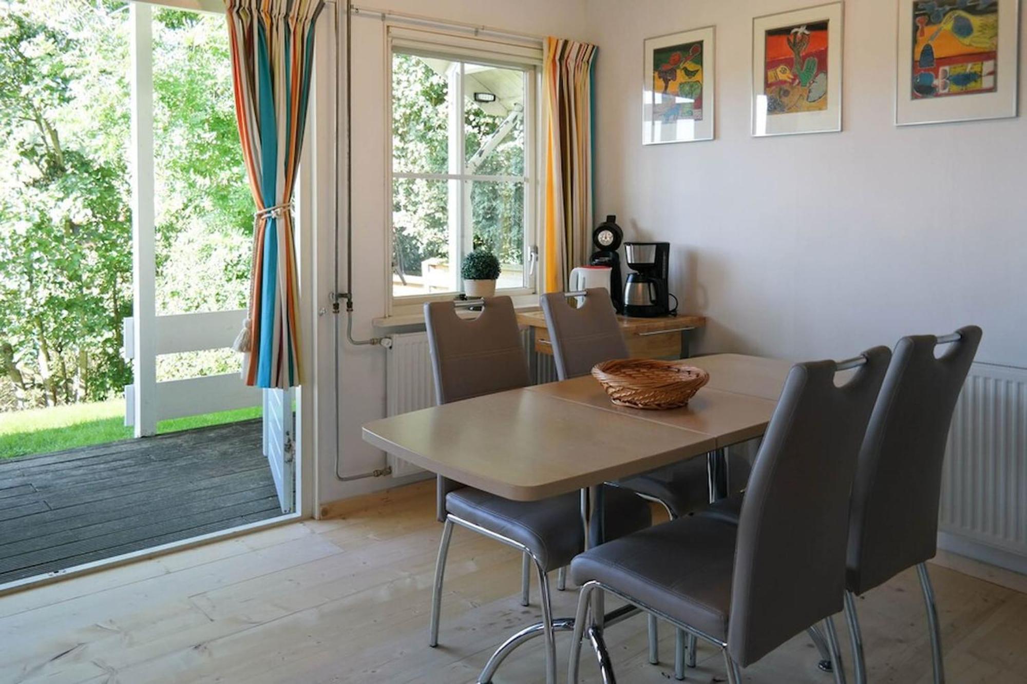 Vakantiehuis Bij Lauwersmeer Anjum Ngoại thất bức ảnh
